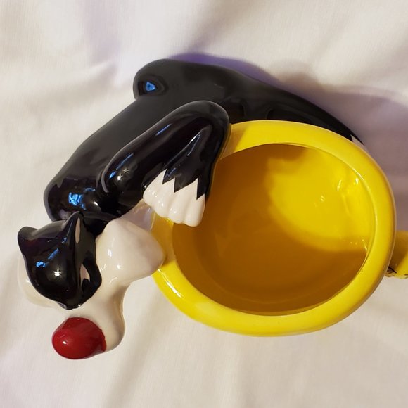 Sylvester & Tweety Bird Planter TM & Warner Brothers - Picture 7 of 8
